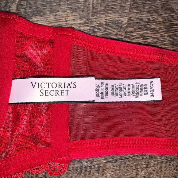 Victoria's Secret "Wicked Unlined Sweet Heart Lace Balconette Bra" Size 34C - Picture 3 of 12